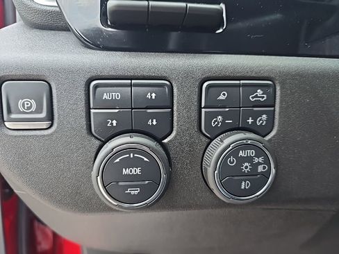 New 2025 Chevrolet Silverado 2500 High Country w/ High Country Premium Package image 19