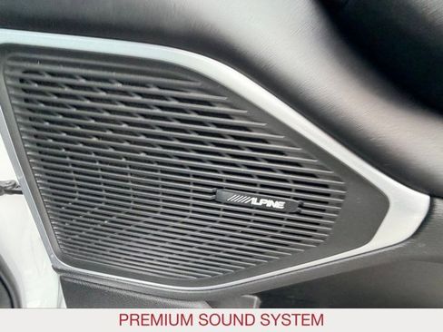 Used 2023 Jeep Wagoneer Series III w/ Preferred Equipment Group image 15