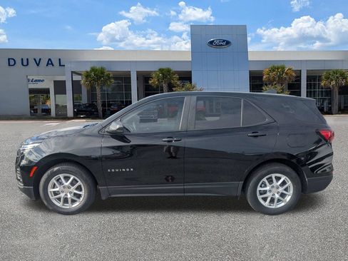 Used 2023 Chevrolet Equinox LS w/ LS Convenience Package FWD image 7