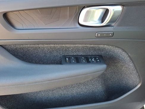 Used 2023 Volvo C40 P8 Recharge Plus w/ Climate Package image 15