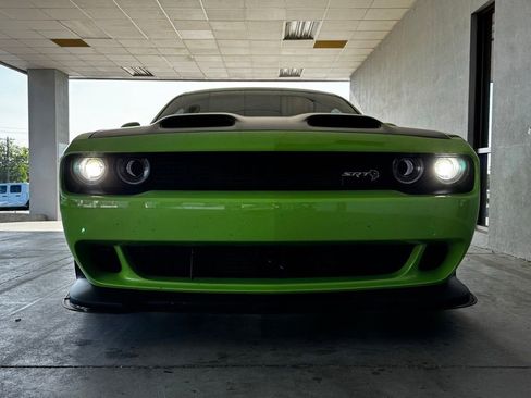 Used 2023 Dodge Challenger SRT Hellcat RWD image 4