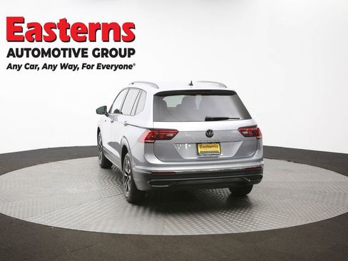 Used 2024 Volkswagen Tiguan S image 63