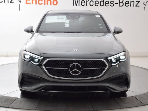 New 2026 Mercedes-Benz E 450 4MATIC Sedan image 9