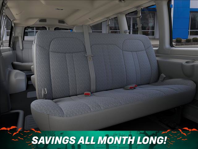 New 2027 Chevrolet Express 3500 LT w/ LT Preferred Equipment Group RWD image 17