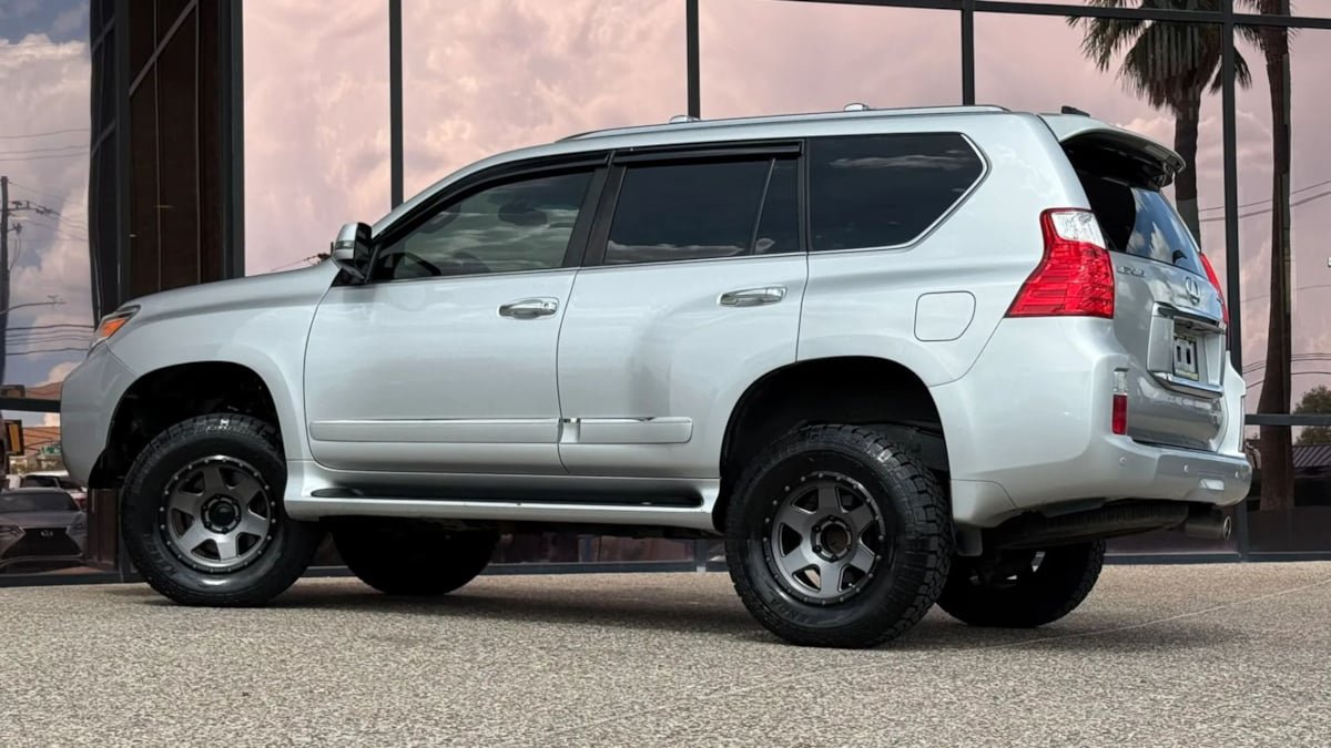 Used 2010 Lexus GX 460 Premium AWD/4WD image 6