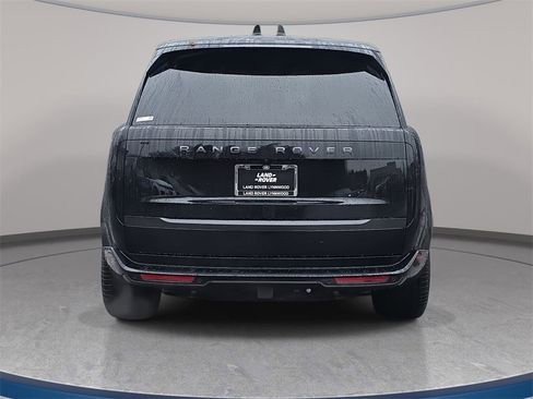 Used 2025 Land Rover Range Rover SE image 6