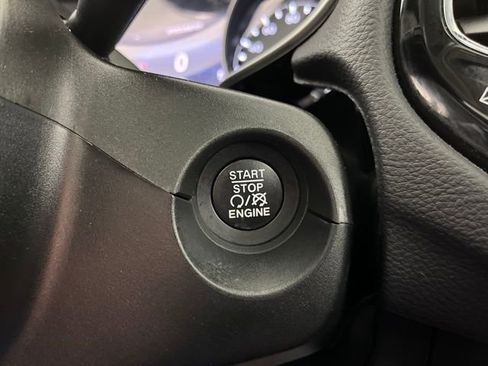 Used 2020 Jeep Compass Limited image 25