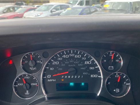 Used 2014 Chevrolet Express 1500 image 31