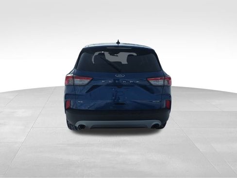 Used 2022 Ford Escape SE w/ Cold Weather Package image 7