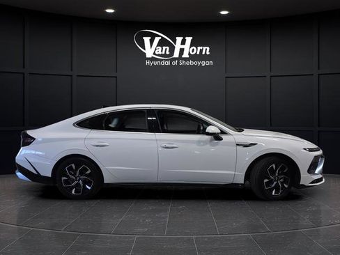 Used 2025 Hyundai Sonata SEL AWD/4WD image 8
