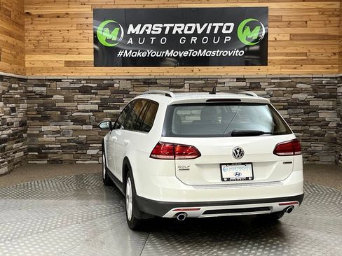 Used 2019 Volkswagen Golf Alltrack SE AWD/4WD image 26