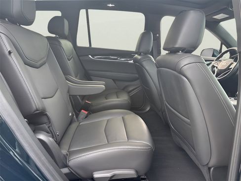 Certified 2025 Cadillac XT6 Premium Luxury image 21