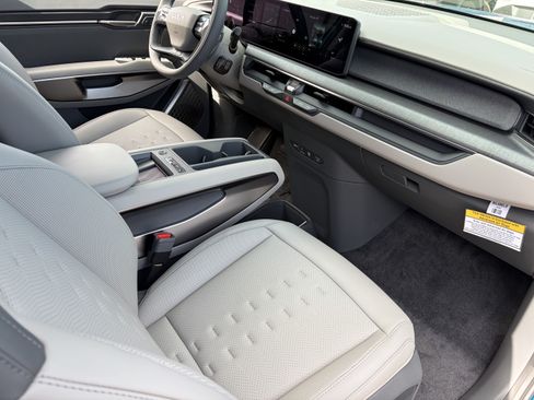 New 2026 Kia EV9 Wind AWD/4WD image 10