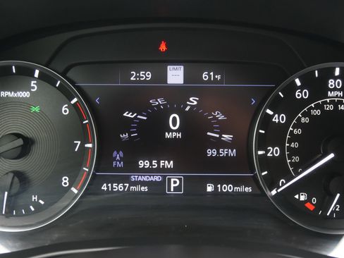 Used 2023 INFINITI QX55 Essential image 30