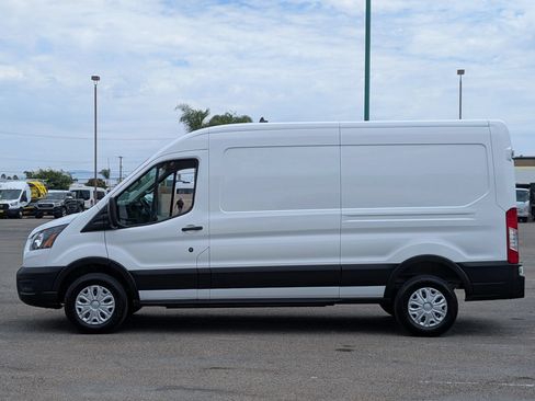Used 2023 Ford E-Transit Medium Roof RWD image 5