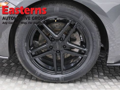 Used 2018 Ford Mustang Coupe image 30