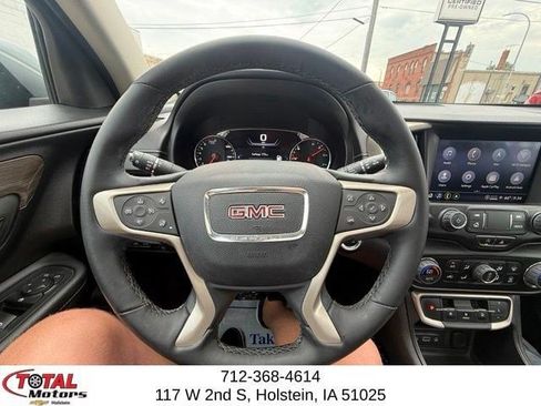 Certified 2024 GMC Terrain Denali w/ Denali Premium Package AWD/4WD image 20