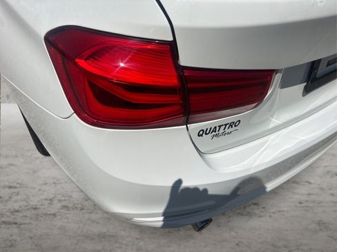 Used 2018 BMW 320i xDrive Sedan AWD/4WD image 21