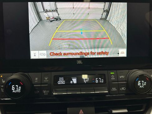 Used 2025 Toyota Grand Highlander Limited image 40