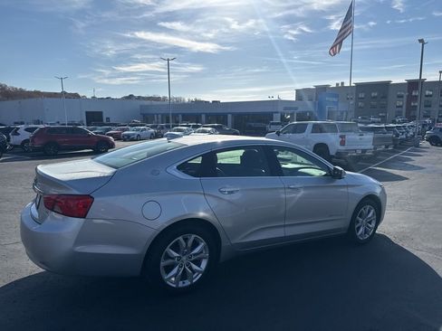 Used 2019 Chevrolet Impala LT image 12