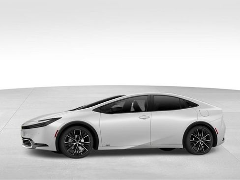 New 2026 Toyota Prius XLE image 3