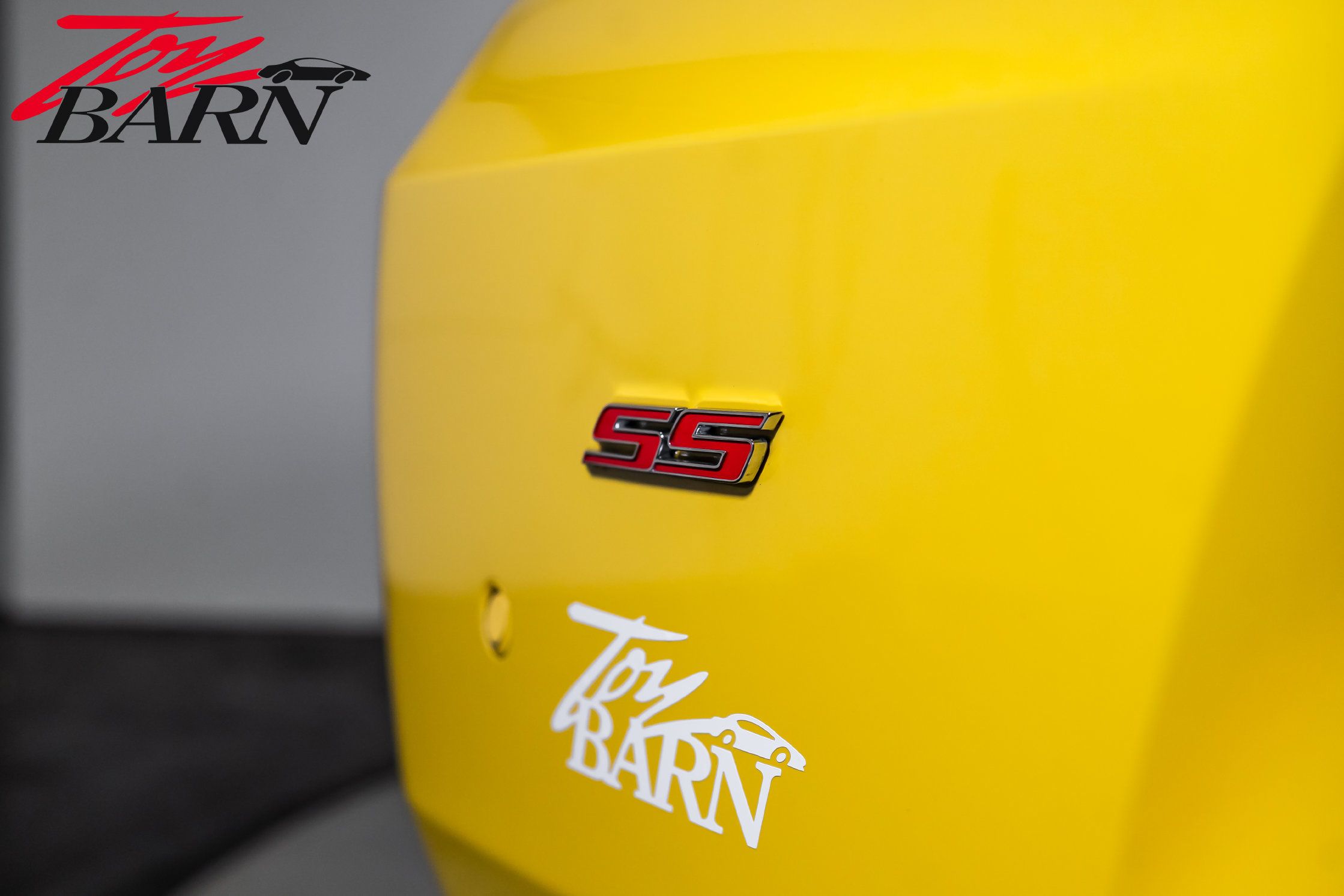 Used 2016 Chevrolet Camaro SS RWD image 13