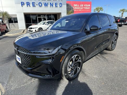 Used 2024 Lincoln Nautilus Premier w/ Jet Appearance Package image 2