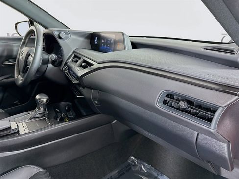 Used 2020 Lexus UX 200 200 Base image 31