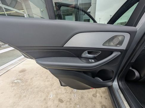 Used 2025 Mercedes-Benz GLE 350 4MATIC image 49