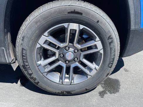 Used 2026 GMC Terrain Elevation AWD/4WD image 3
