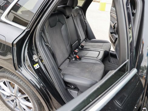 Used 2022 Audi SQ5 Premium Plus AWD/4WD image 30
