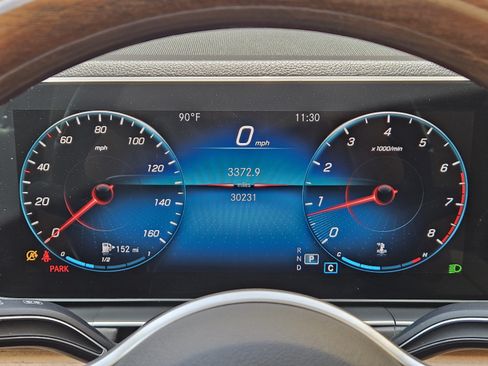 Used 2021 Mercedes-Benz GLE 350 w/ AMG Line Exterior image 9