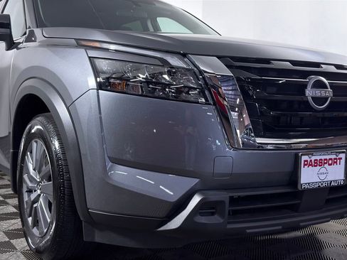 Certified 2025 Nissan Pathfinder S AWD/4WD image 6