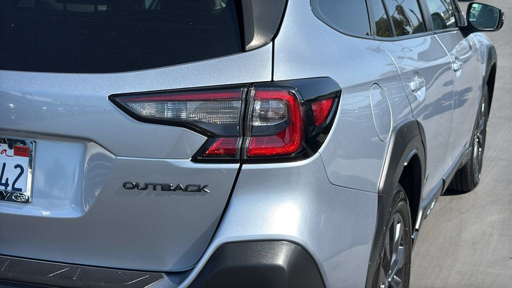 Certified 2024 Subaru Outback Onyx Edition AWD/4WD image 7