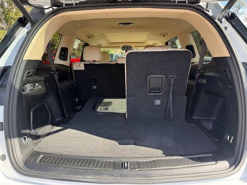 Certified 2022 Jeep Grand Cherokee L Limited image 30