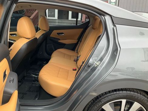 Used 2020 Nissan Sentra SV w/ SV Premium Package image 24