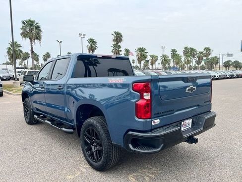 Used 2024 Chevrolet Silverado 1500 Custom Trail Boss w/ Turbomax Blackout Package AWD/4WD image 6