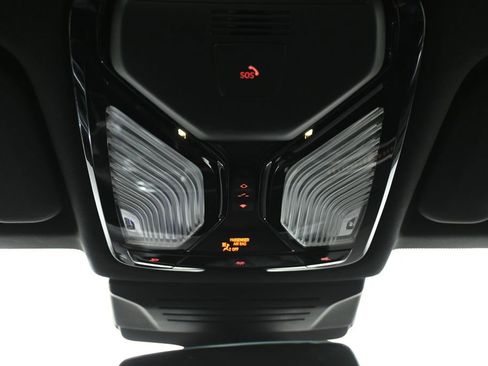 New 2026 BMW X6 xDrive40i w/ Climate Comfort Package image 20