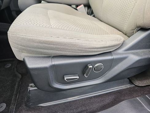 Used 2016 Ford F150 XLT w/ Equipment Group 302A Luxury image 16