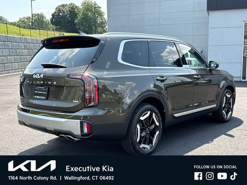 Certified 2024 Kia Telluride EX AWD/4WD image 4