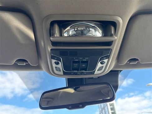 Used 2018 Honda Pilot Elite image 34