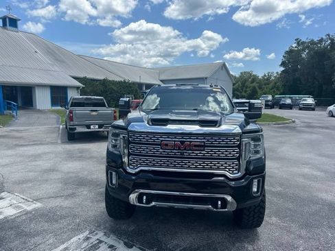 Used 2020 GMC Sierra 3500 Denali w/ Denali Ultimate Package AWD/4WD image 8