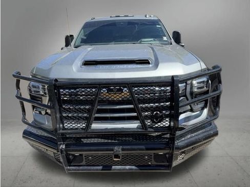 Used 2024 Chevrolet Silverado 3500 High Country w/ High Country Premium Package AWD/4WD image 2