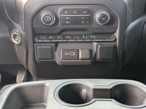 Used 2023 Chevrolet Silverado 1500 Custom RWD image 19