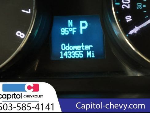 Used 2014 Chevrolet Captiva Sport LT w/ Convenience Package FWD image 17