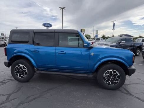 Used 2024 Ford Bronco Outer Banks AWD/4WD image 8