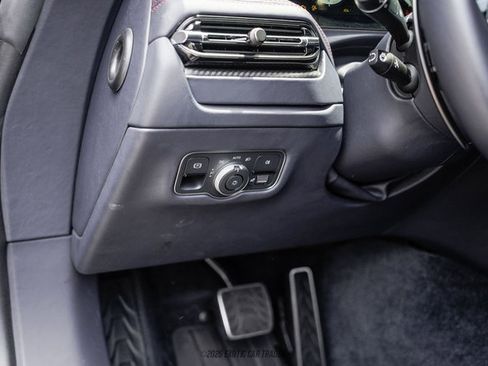 Used 2024 Aston Martin DB12 Coupe RWD image 33
