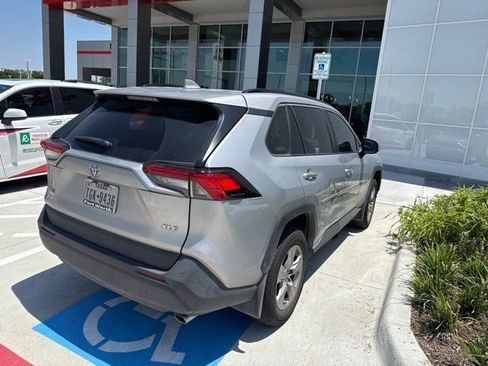 Used 2023 Toyota RAV4 XLE w/ Convenience Package FWD image 8