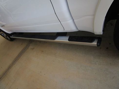 Used 2020 RAM 1500 Laramie RWD image 11