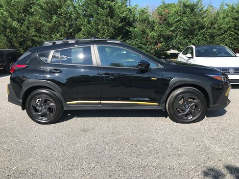 Used 2025 Subaru Crosstrek 2.5i Sport AWD/4WD image 9